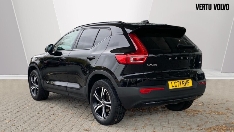Volvo Xc40 2.0 B4P R DESIGN 5dr Auto Petrol Estate